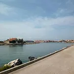 Villa 6p Climatisée Proche Piscine Equipements Nautique