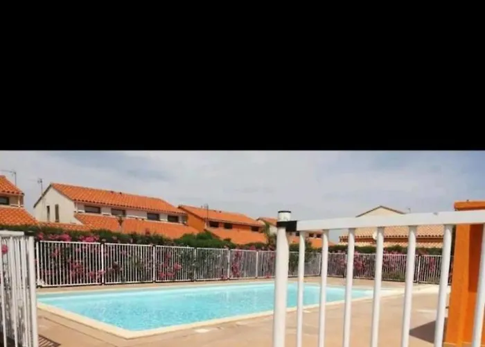 6p Climatisee Proche Piscine Equipements Nautique *